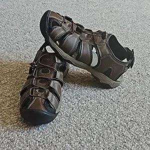 New Khumbu Men\'s Cushioned Sandals. Amazon.com | Khombu Men Hal Fisherman Sandals for Men  main image 4